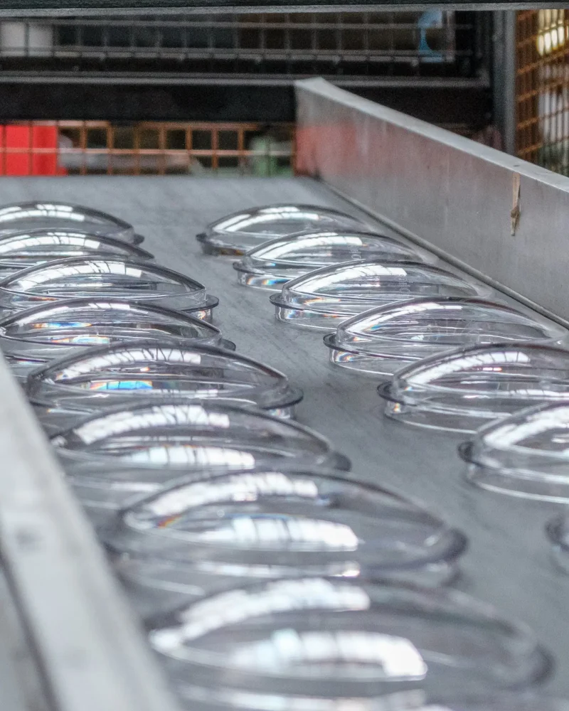 plastics-manufacturing-2